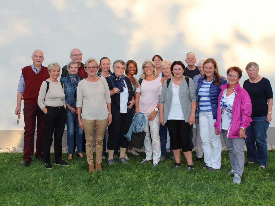 Eine Gruppe von Menschen.