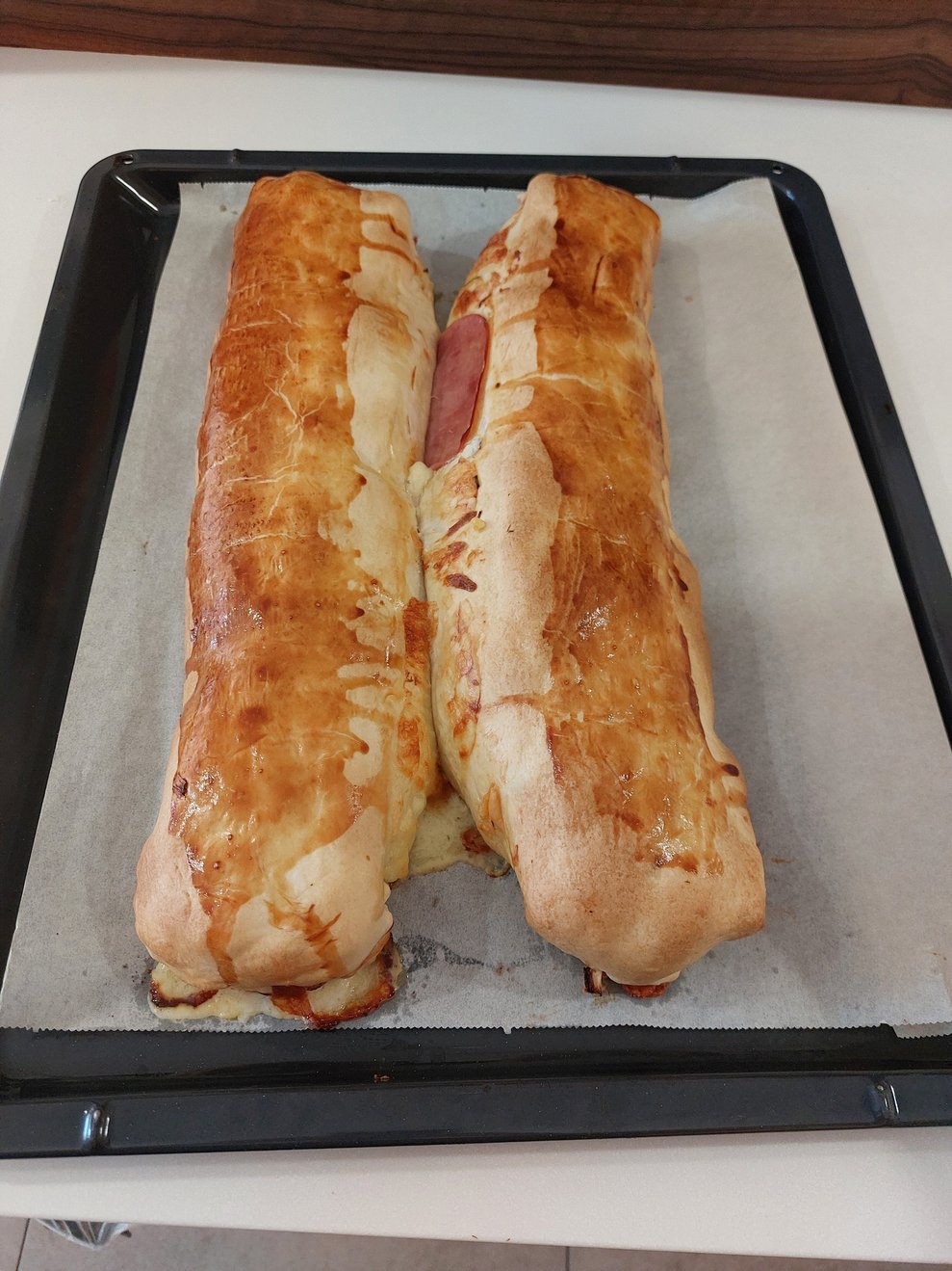Goldbraun gebacken ist die Köstlichkeit bereit zum Verzehr.
